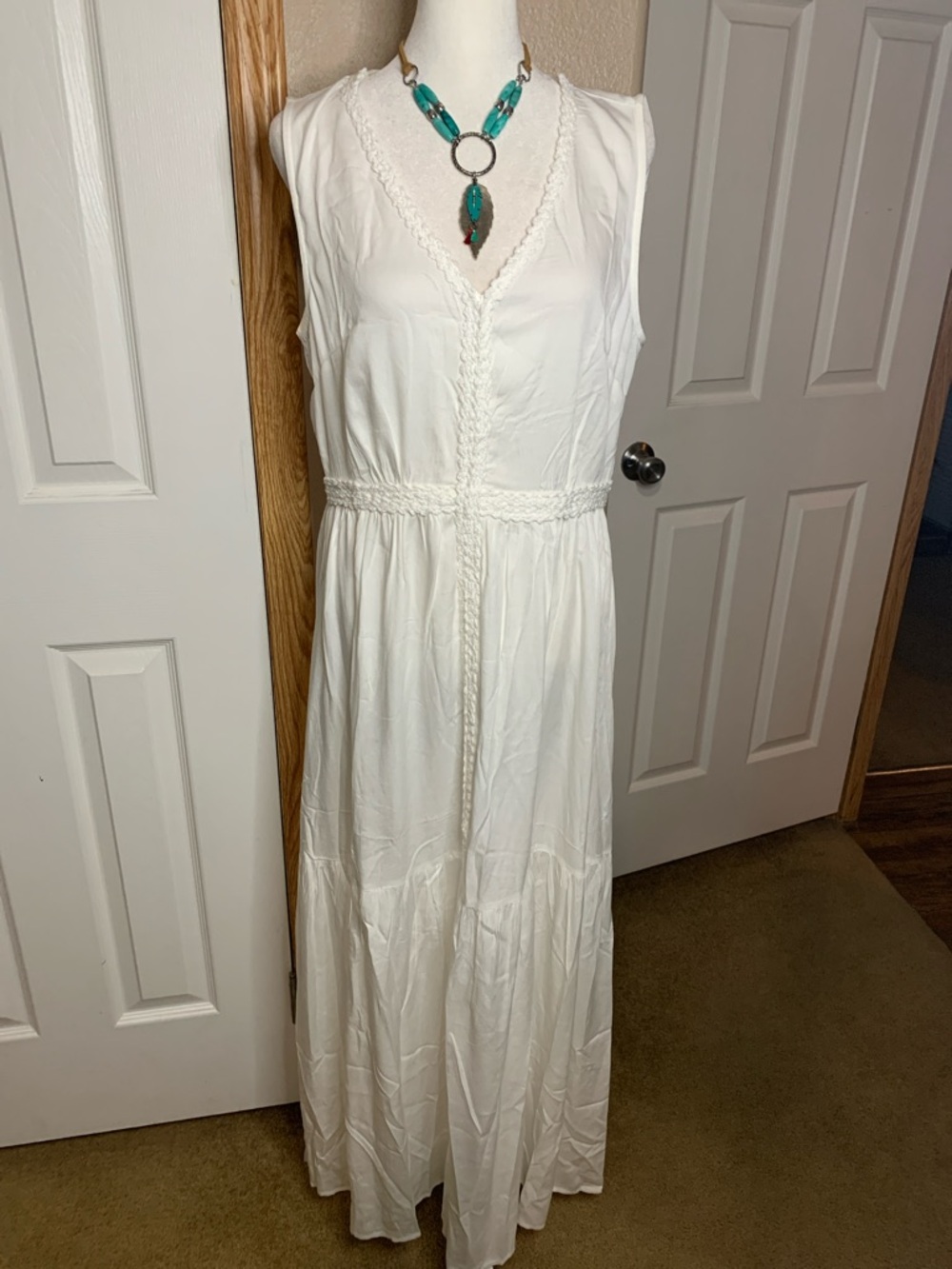 RUSTTYDUSTTY Bohemian Sleeveless White Viscose Maxi Dress